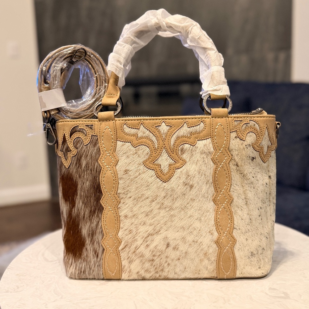 Trinity Ranch Genuine Hair-On Cowhide Collection Concealed Carry Tote Tan